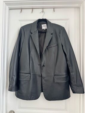 Zara Women’s Black Faux Leather Blazer